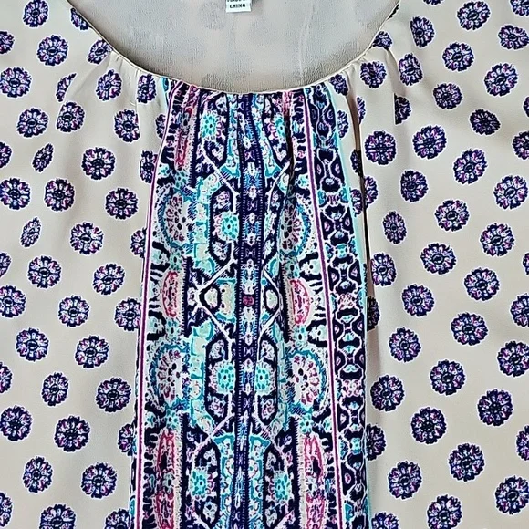 Top - Picture 5 of 15